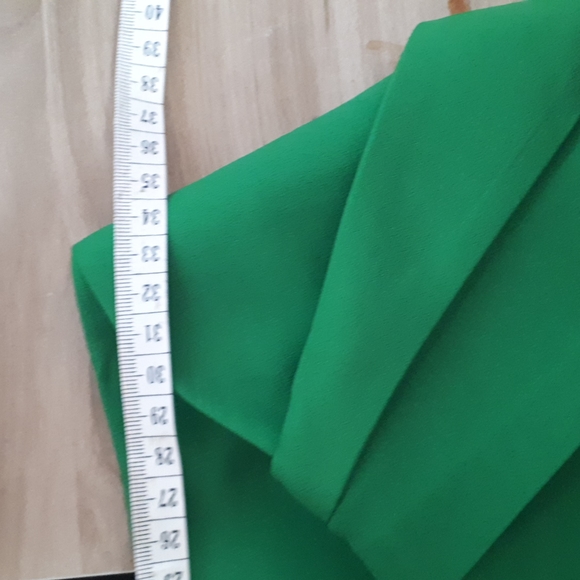 Cameo green mini skirt with pleat front faux wrap detail size XS - Picture 8 of 9